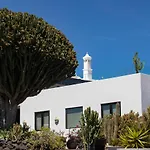 Bed and Breakfast 5 Lanzarote Mácher