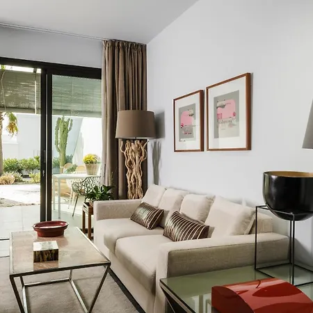 5 Lanzarote Bed & Breakfast