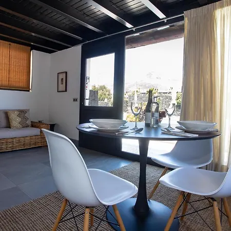 5 Lanzarote Bed & Breakfast 4*