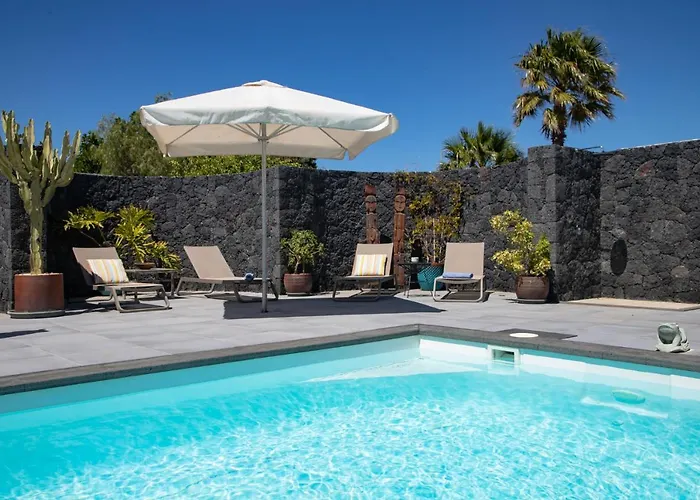 5 Lanzarote Bed & Breakfast