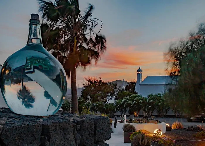 5 Lanzarote Bed & Breakfast 4*