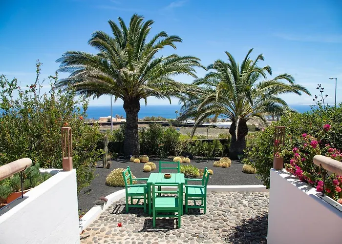 5 Lanzarote Bed & Breakfast