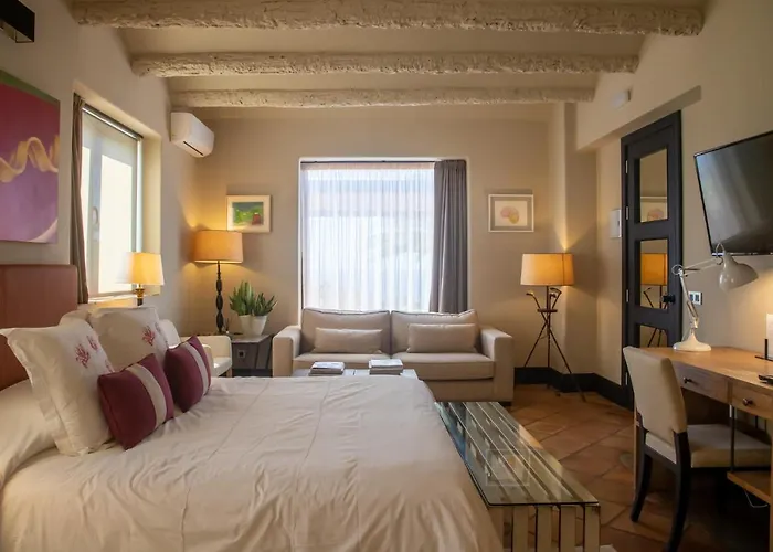 5 Lanzarote Bed & Breakfast