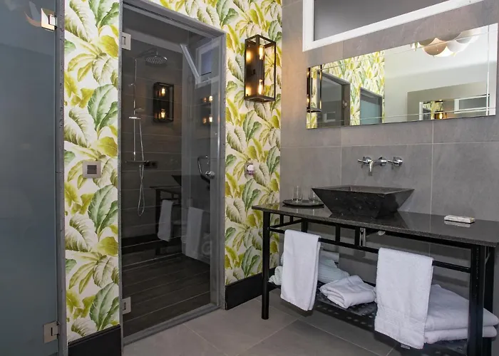 5 Lanzarote Bed & Breakfast