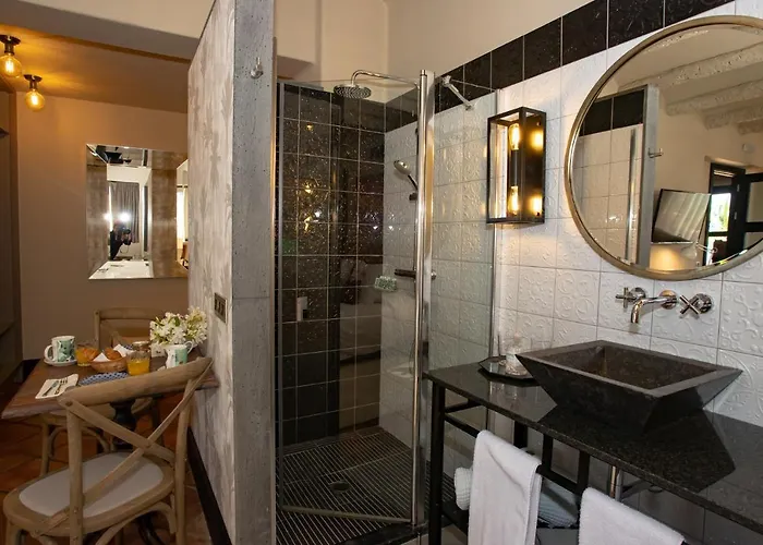 5 Lanzarote Bed & Breakfast 4*