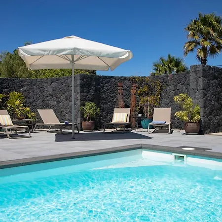 5 Lanzarote Bed & Breakfast